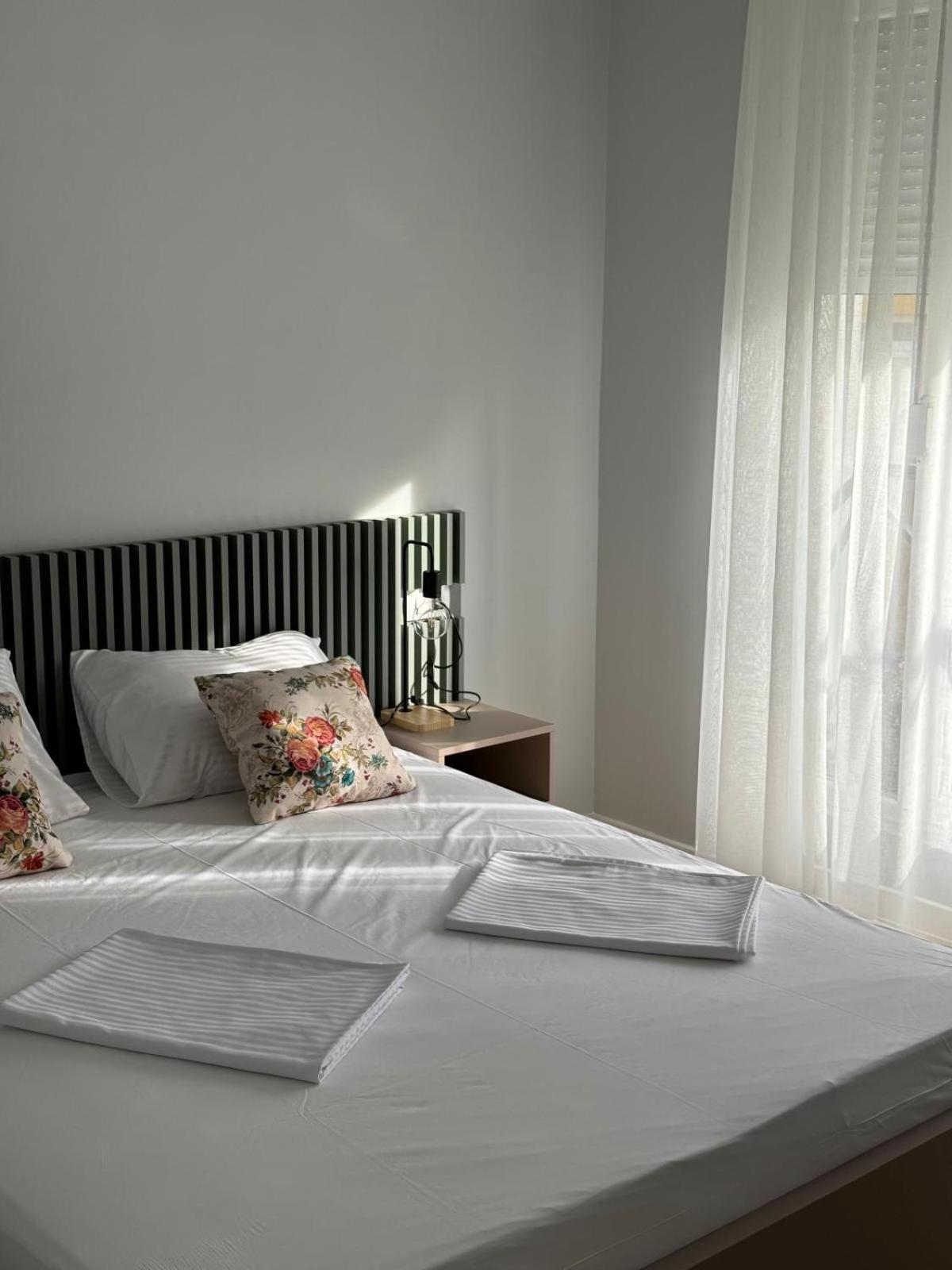 Apartments Abc موستار المظهر الخارجي الصورة