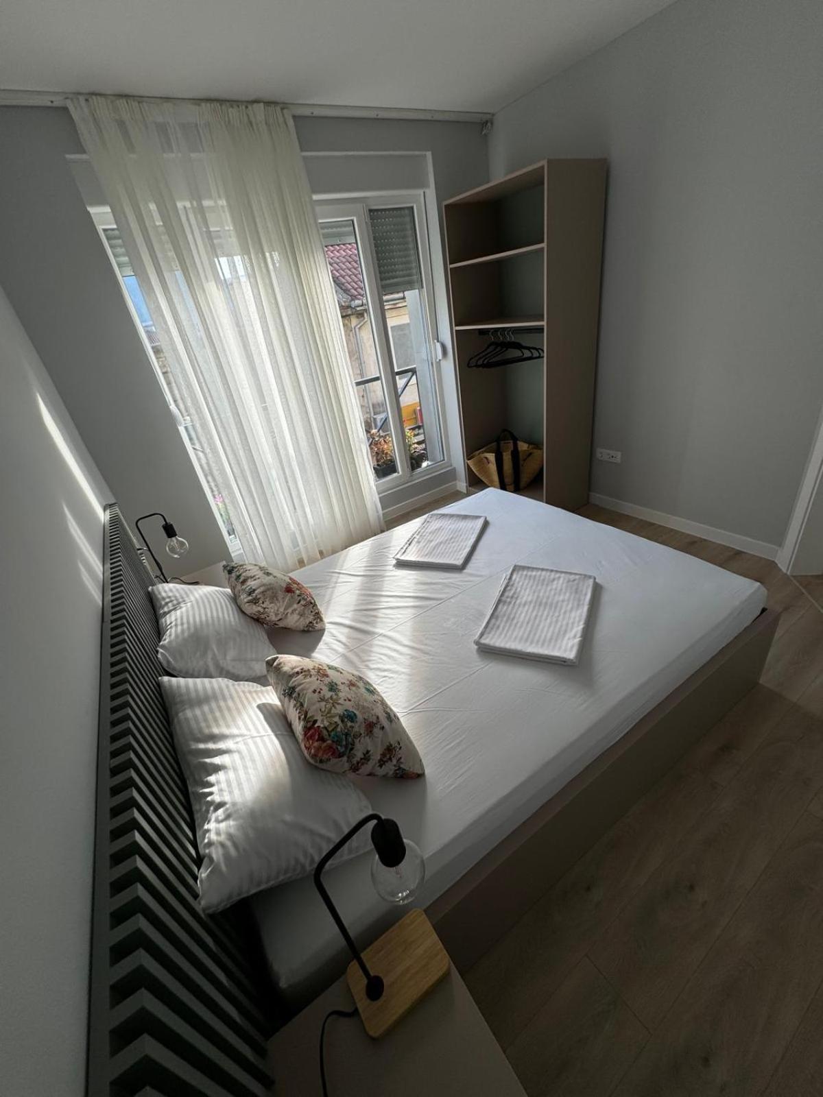 Apartments Abc موستار المظهر الخارجي الصورة